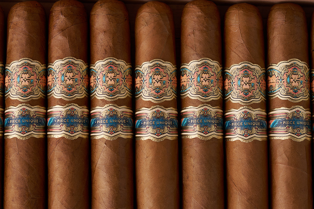 Gellis Family Piece Unique Singles