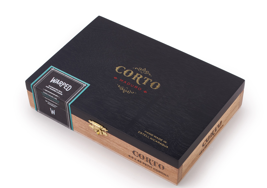 corto maduro closed box